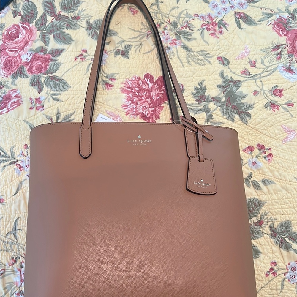 Kate Spade Tan Tote Bag with Structured Design